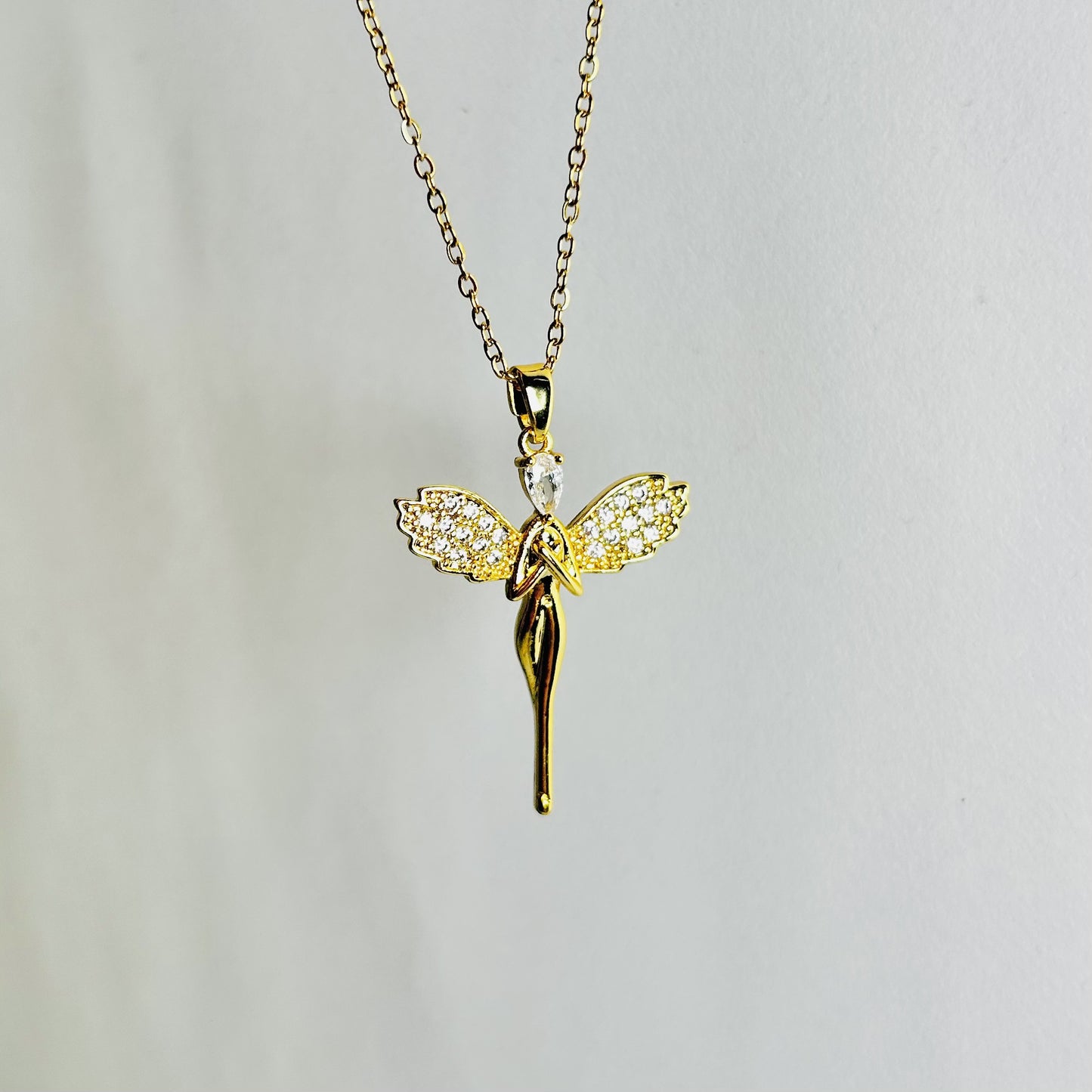 Rise of her Necklace