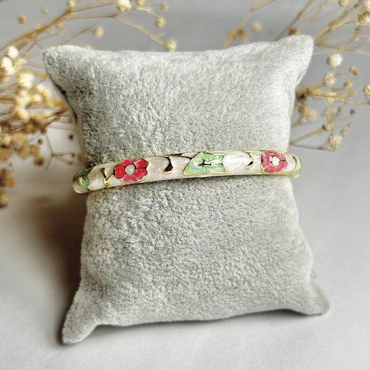 Blossom Créme Cuff