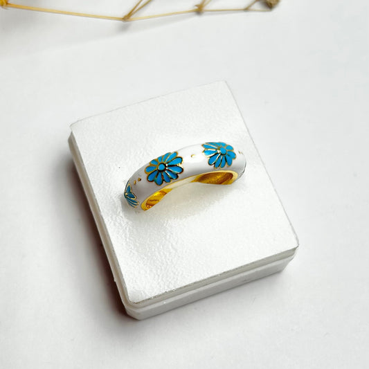 Trendy rings for women