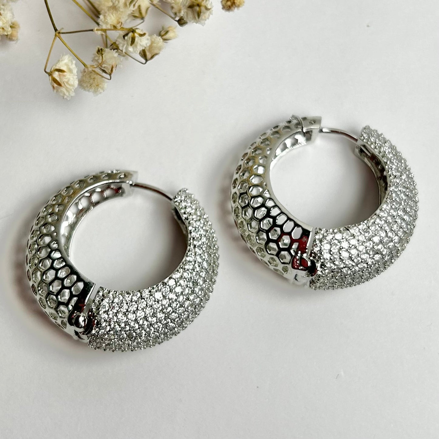 Sitara Chaandbaali - Minimalist Bling