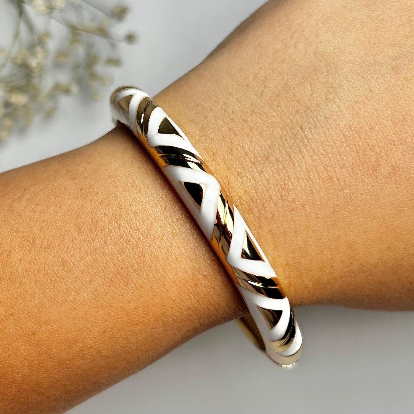 Ivory Deco Vintage Cuff