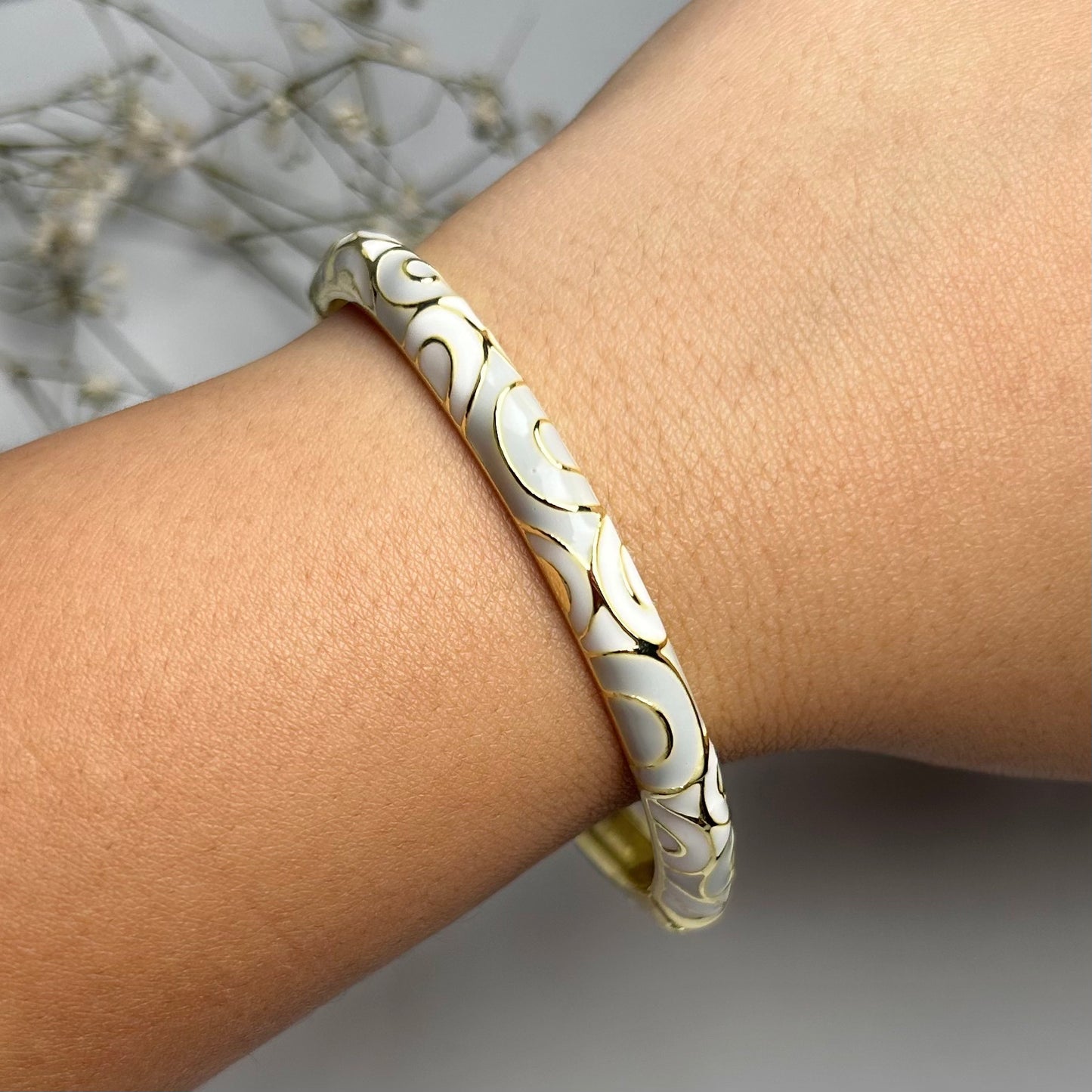 Ivory Reverie Vintage Cuff