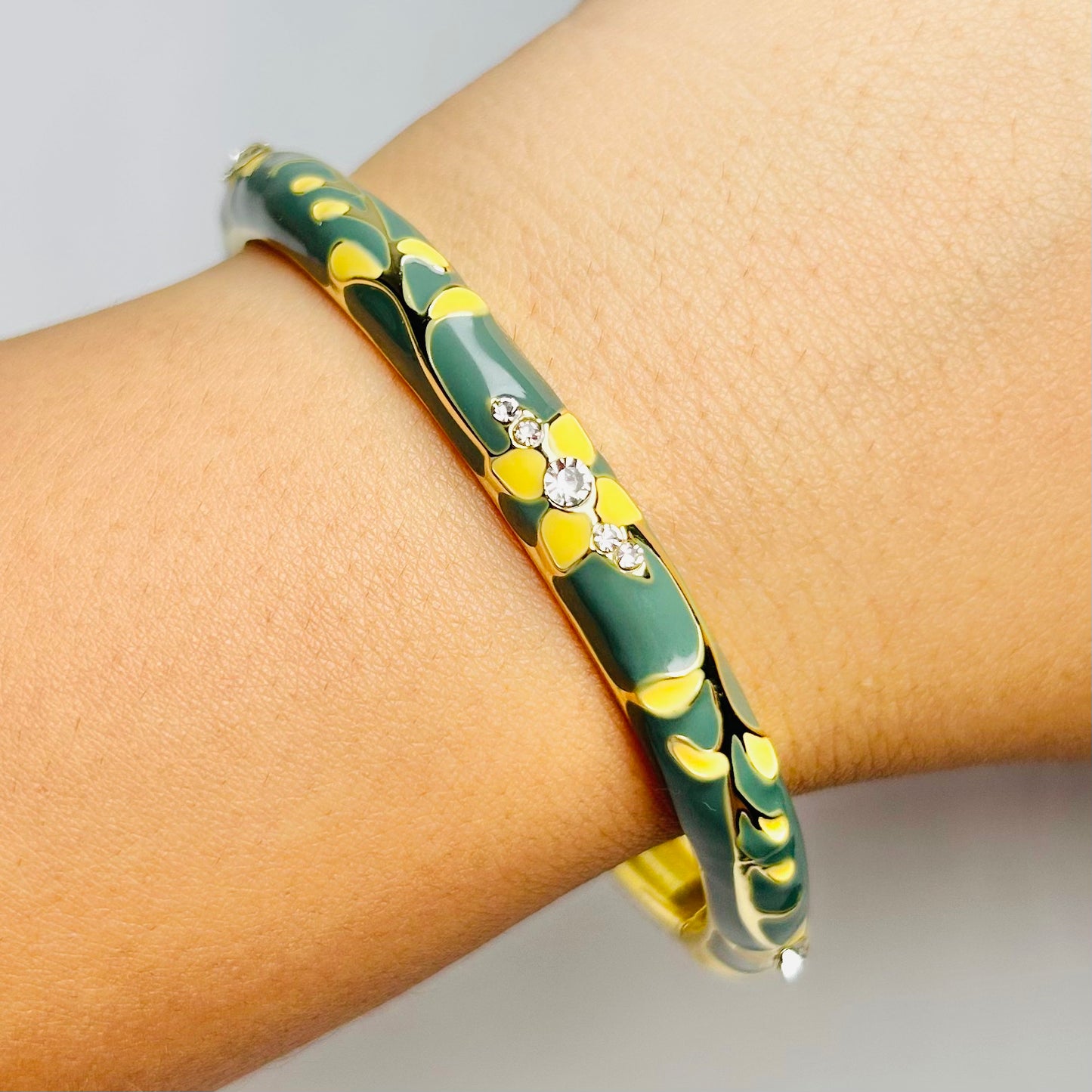 Golden Dusk Diamond Cuff