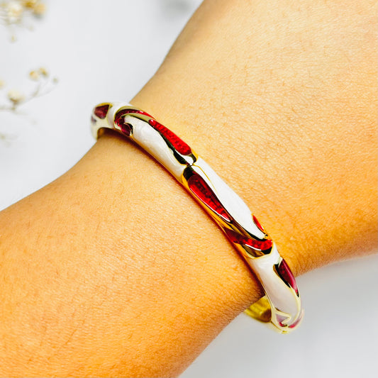 Trendy daily wear bracelet for women
