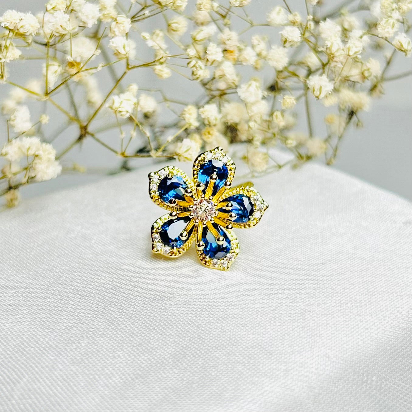 Inaaya Ring
