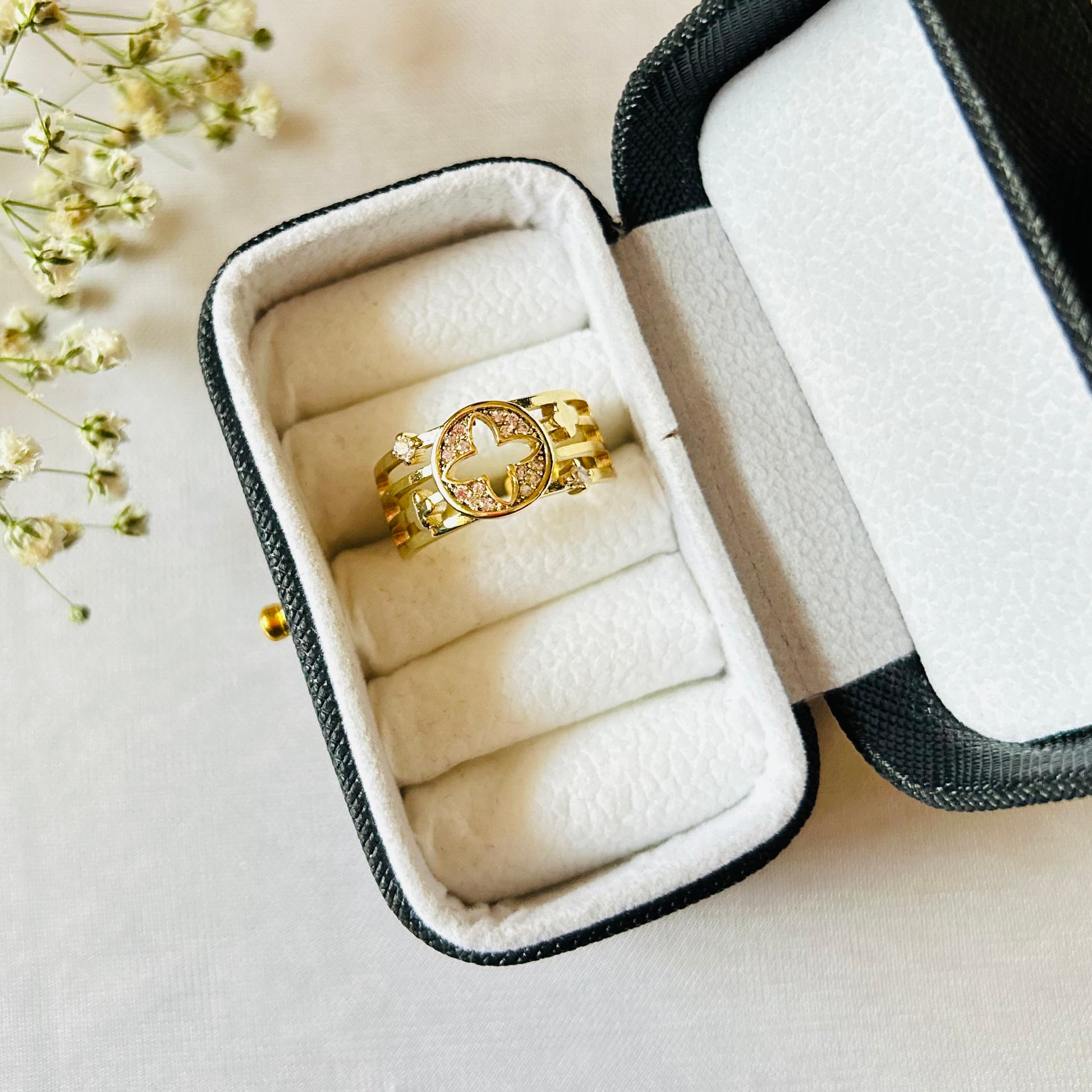 Daily wear gold ring for women