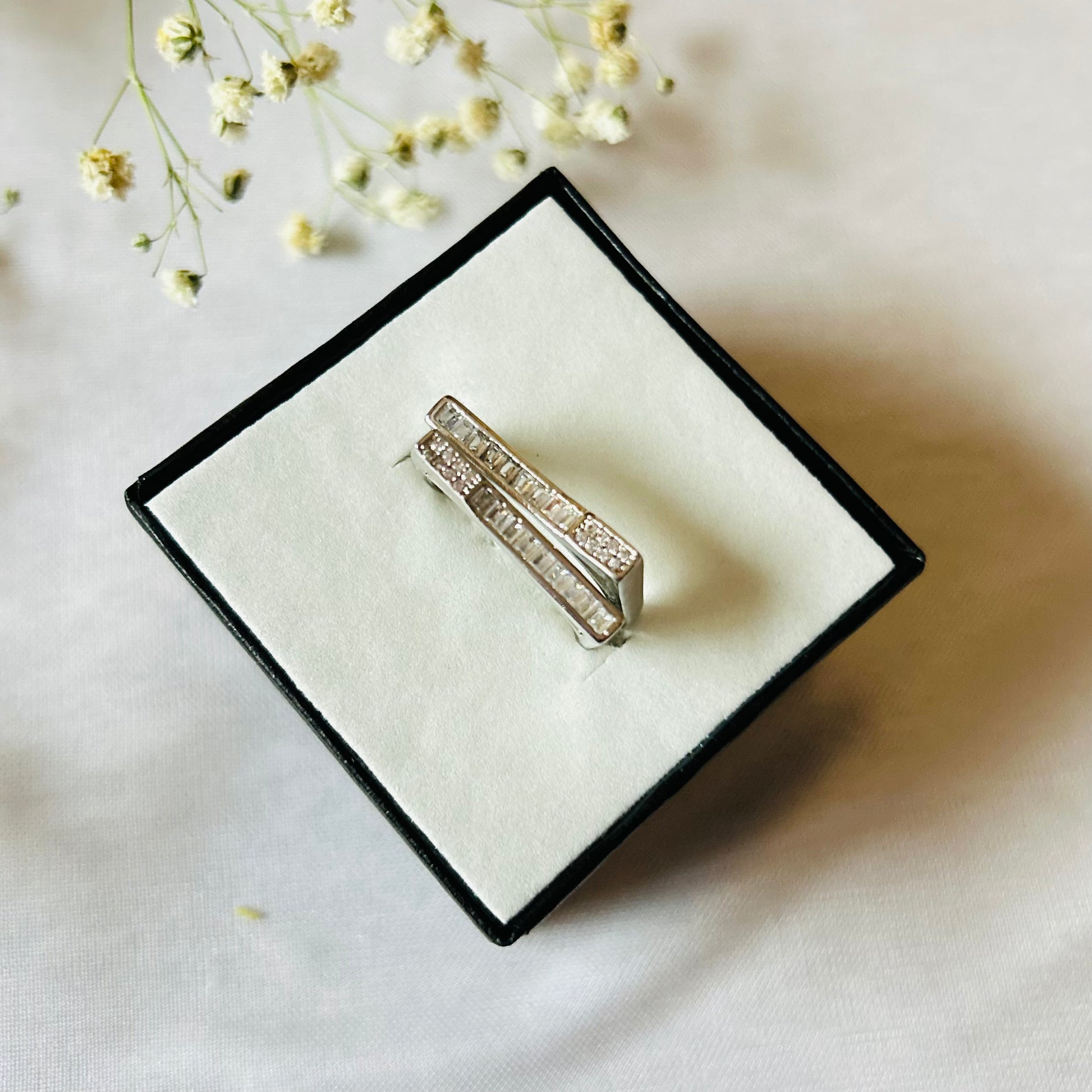 Double trouble waterproof and adjustable ring for women