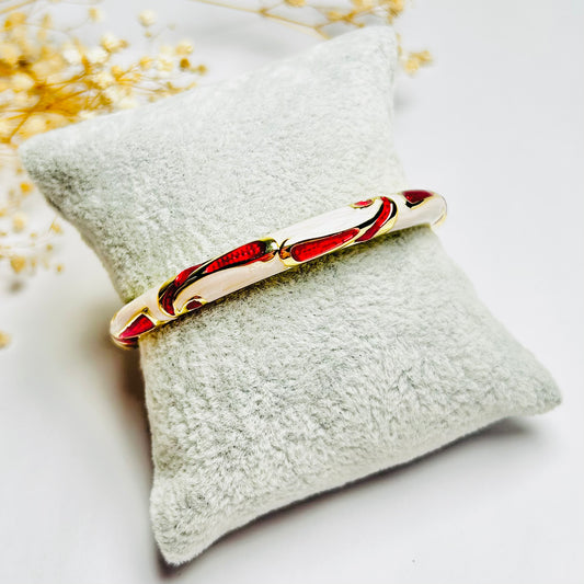 Trendy cuffs for women