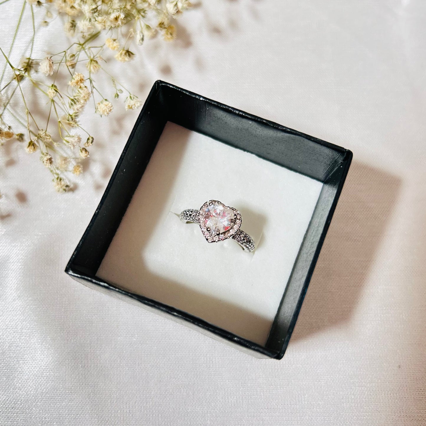 Heart shaped ring for daily wear