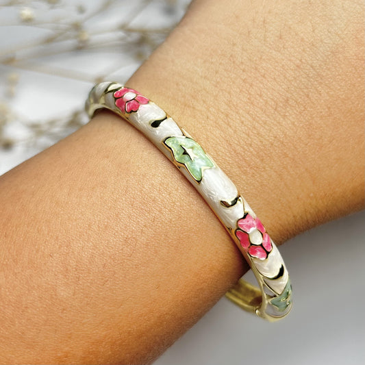 Blossom Créme Cuff