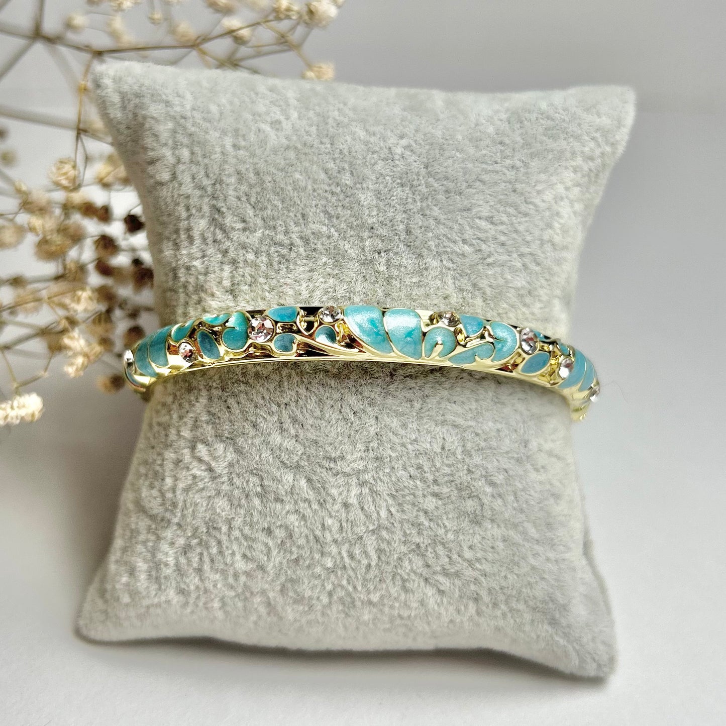Lagoon Mist Diamond Cuff