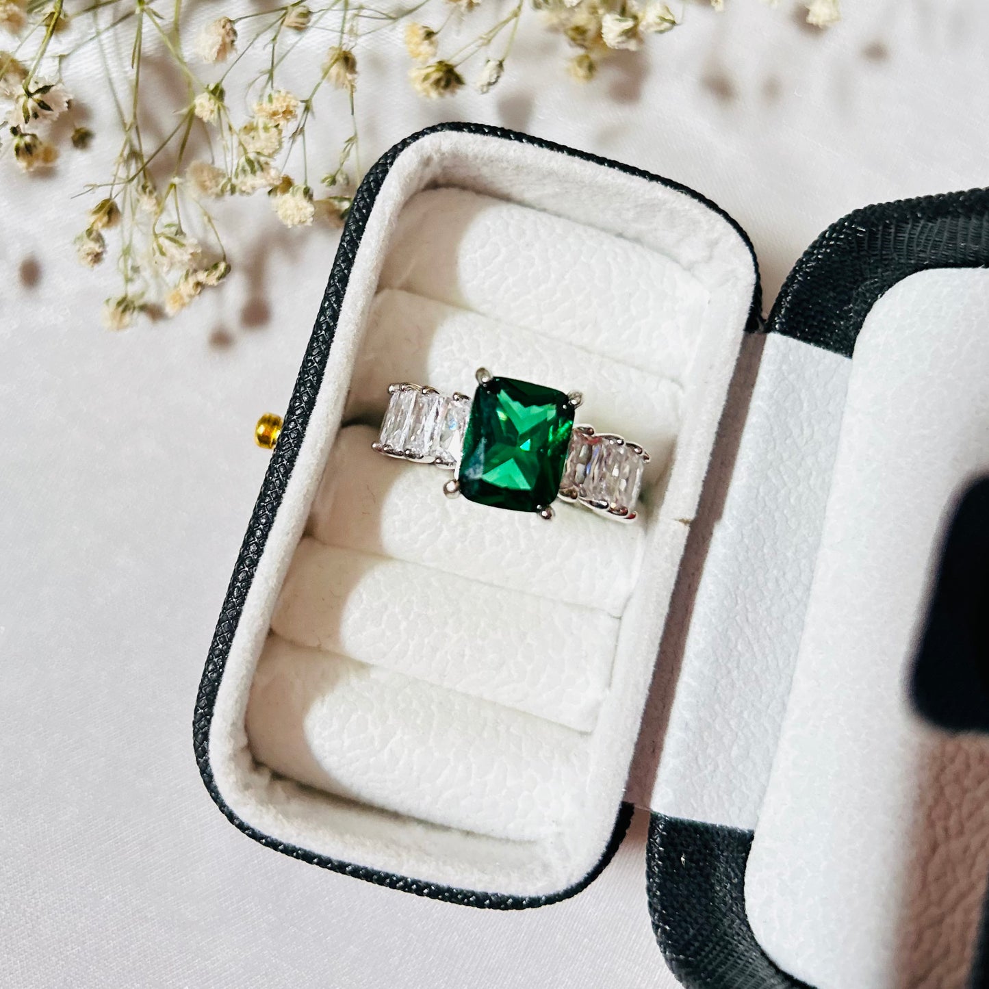 Pandora daily wear ring for girl