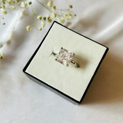 Solitaire daily wear ring women