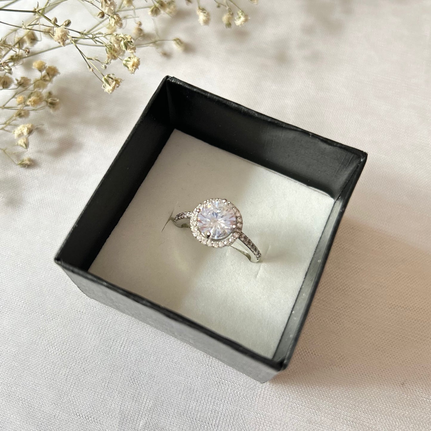 Stylish silver solitaire ring for women silver