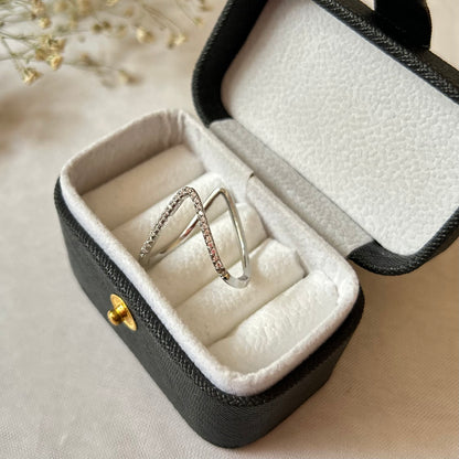 Viral V shape ring