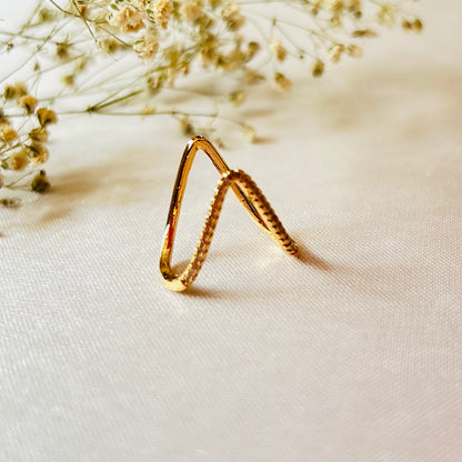 Gold V shaped ring for office wear