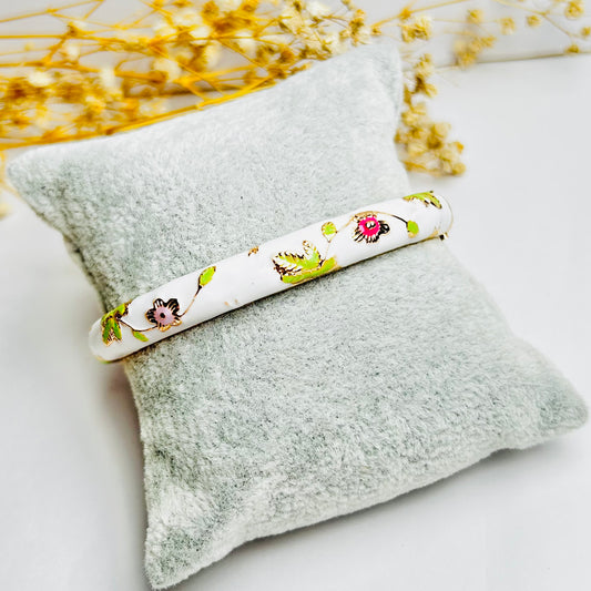 Girls bangles under 500