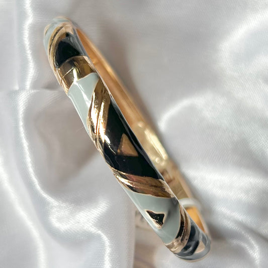 Ivory Wave Vintage Cuff