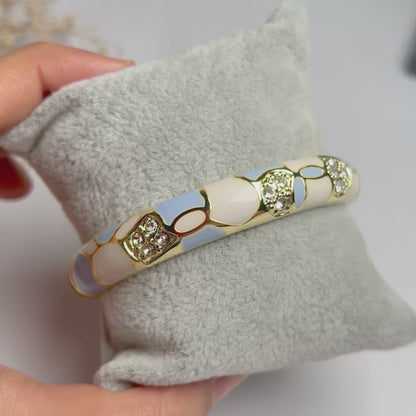 Snowdrift Gleam Diamond Cuff