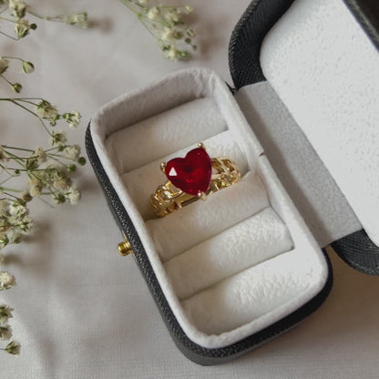 Stylish and modern office wear ring for women