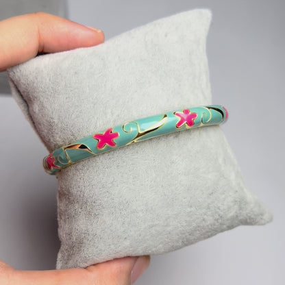 Seafoam Starlet Vintage Cuff