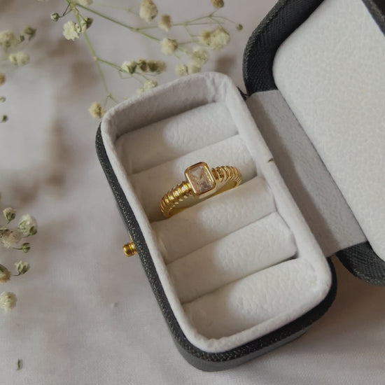 Modern solitaire daily wear ring for women