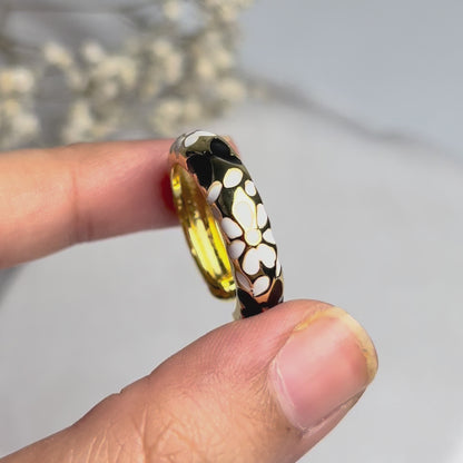 Moonlit Daisy Ring