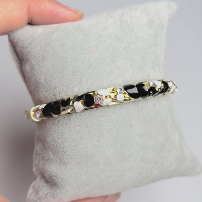 Midnight Spark Diamond Cuff