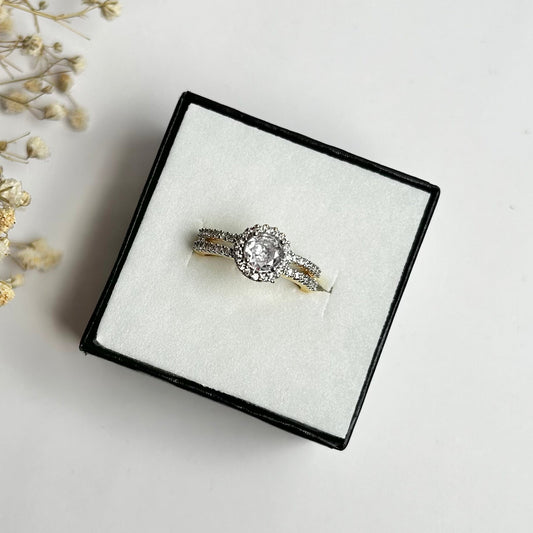 Royal Radiance Ring - Minimalist Bling